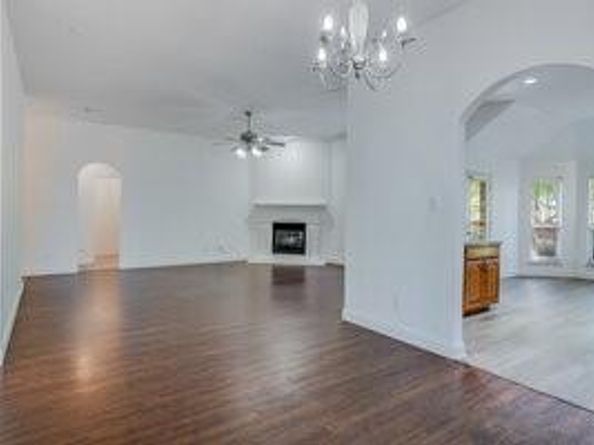 1411  Parkside Drive , Mansfield Texas 76063