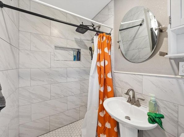 4929  Ira Street , Haltom City Texas 76117