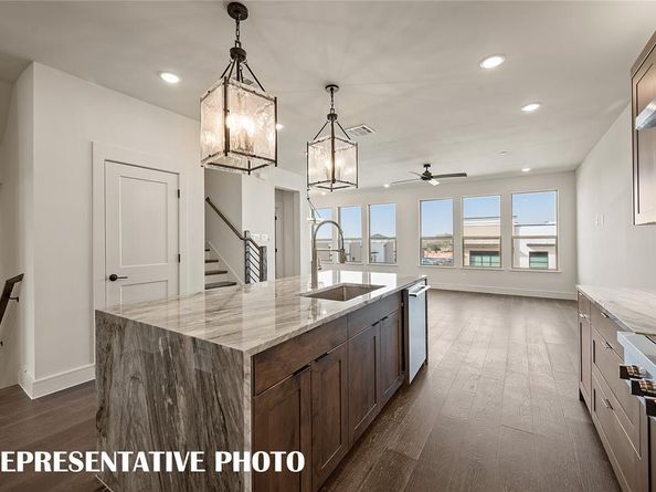 1340  Cherry Hills Lane , Irving Texas 75038
