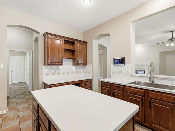1305  Palo Verde Drive , Denton Texas 76210