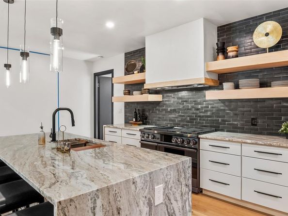 1502  Country Club Road , Argyle Texas 76226