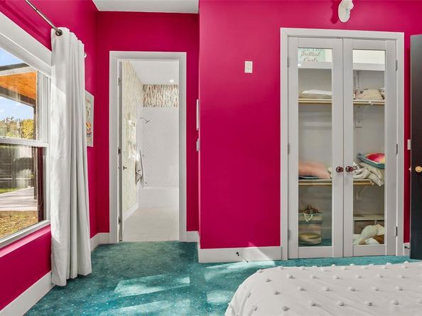 1502  Country Club Road , Argyle Texas 76226