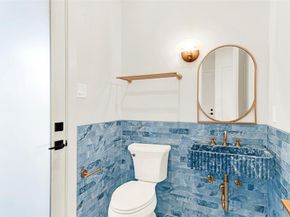 5948  KING WILLIAM Drive , Plano Texas 75093