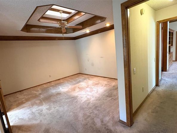 6616  gretchen Lane , Dallas Texas 75252