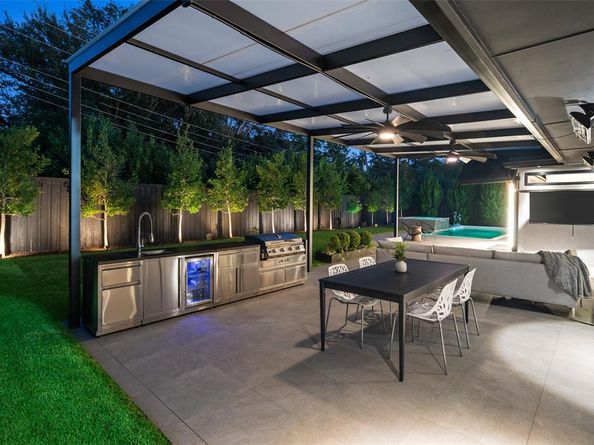 11348  Valleydale Drive , Dallas Texas 75230