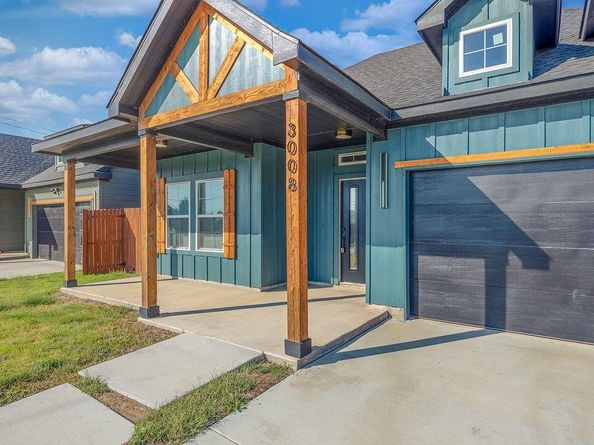 3008  Walker Street , Fort Worth Texas 76105