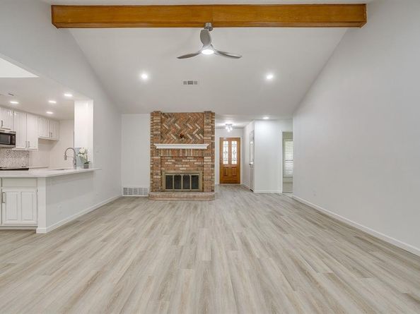 10149  Regent Row Street , Benbrook Texas 76126