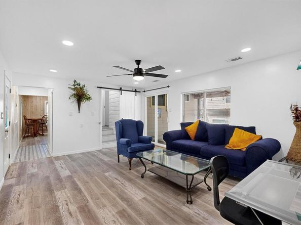 4214  Falls Drive , Dallas Texas 75211