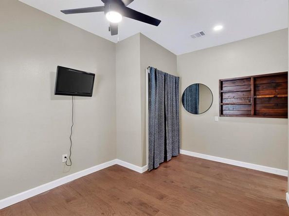 4214  Falls Drive , Dallas Texas 75211