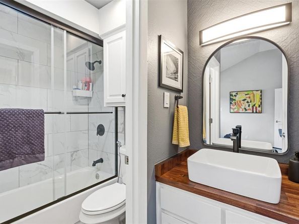 4008  Holland Avenue  A, Dallas Texas 75219