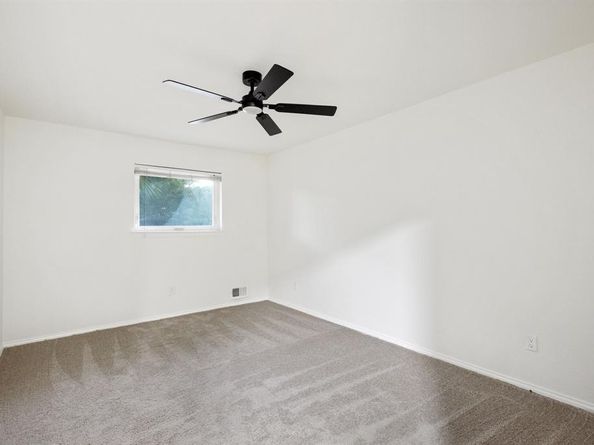 10922  Ferndale Road , Dallas Texas 75238