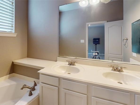 608  Gray Stone Lane , Richardson Texas 75081