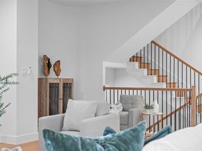 1504  Holly Avenue , Dallas Texas 75204