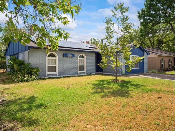 1509  California Trail , Grand Prairie Texas 75052