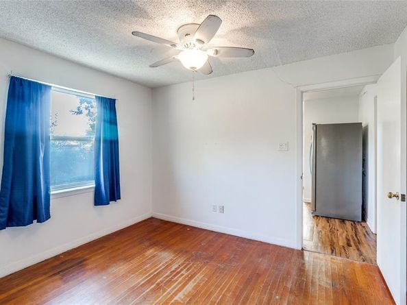 10969  Park Oak Circle , Dallas Texas 75228
