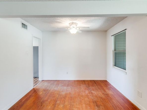 10969  Park Oak Circle , Dallas Texas 75228