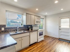 10969  Park Oak Circle , Dallas Texas 75228
