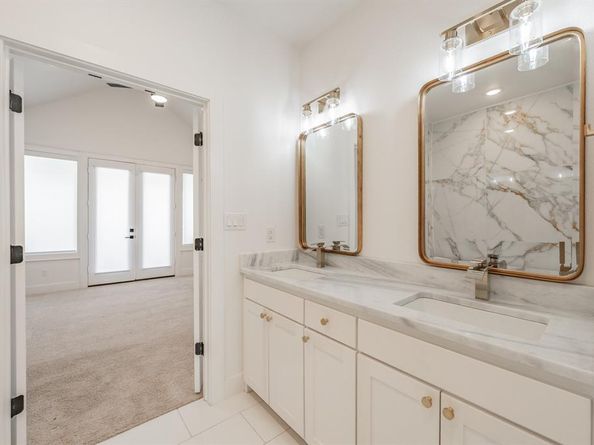 9053  Quarry Hill Court , Fort Worth Texas 76179