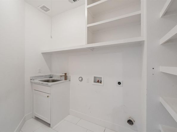 9053  Quarry Hill Court , Fort Worth Texas 76179