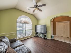 1709  Plum Creek Drive , DeSoto Texas 75115