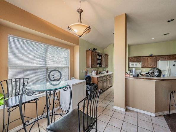 1709  Plum Creek Drive , DeSoto Texas 75115