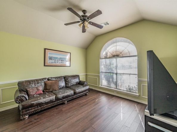 1709  Plum Creek Drive , DeSoto Texas 75115