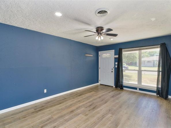3205  Damascus Way , Farmers Branch Texas 75234