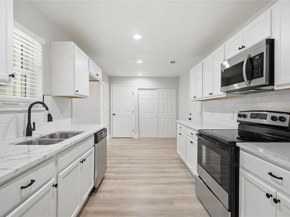 5209  Whistler Drive , Fort Worth Texas 76133