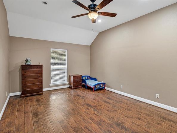 504  Hoover Road , Burleson Texas 76028