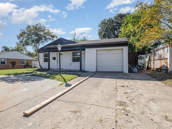 2730  San Diego Drive , Dallas Texas 75228