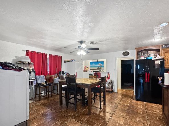 9537  Highfield Drive , Dallas Texas 75227