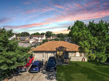 9537  Highfield Drive 