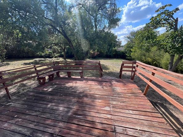 5728  Rockhill Road , Fort Worth Texas 76112