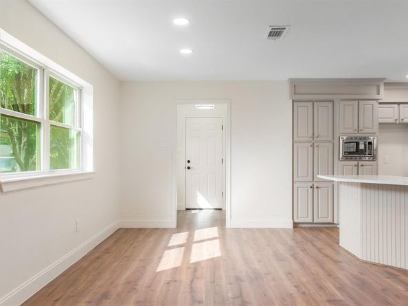 2212  Mountainview Drive , Hurst Texas 76054