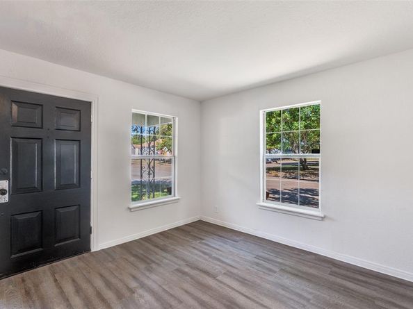 4101  Valentine Street , Fort Worth Texas 76107