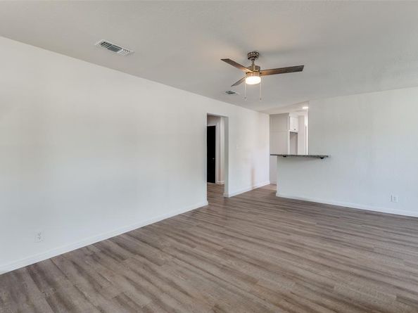 4101  Valentine Street , Fort Worth Texas 76107