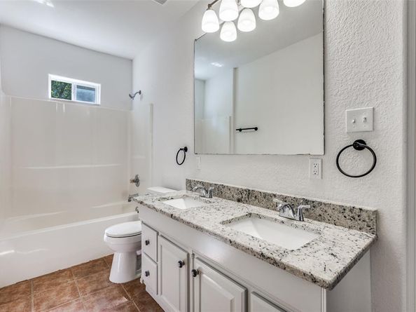 4101  Valentine Street , Fort Worth Texas 76107