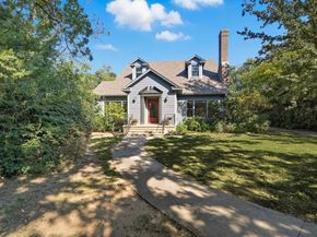 2044 W Oak Street , Denton Texas 76201
