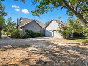 2044 W Oak Street , Denton Texas 76201