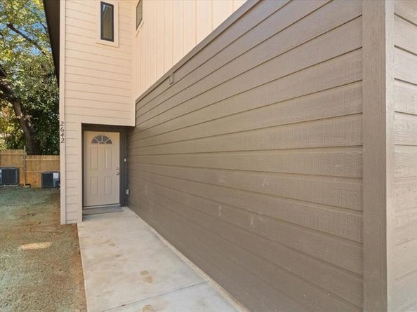 2640-2642  Hutchinson Street , Fort Worth Texas 76106