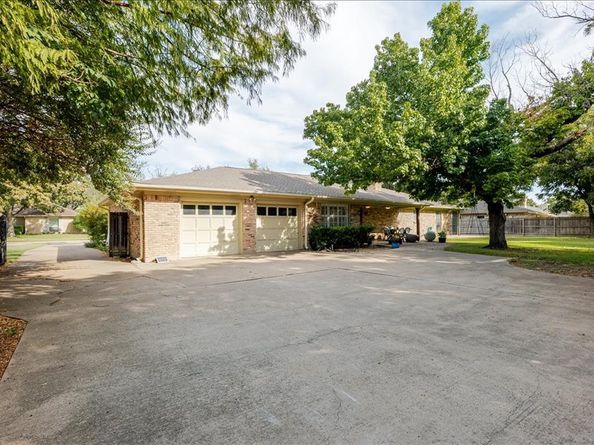 7017  Miramar Circle , Fort Worth Texas 76126