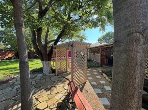 2649  Hillsboro Avenue , Dallas Texas 75228