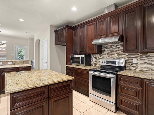 5009  Valleyside Drive , Fort Worth Texas 76123
