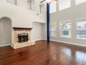 5009  Valleyside Drive , Fort Worth Texas 76123