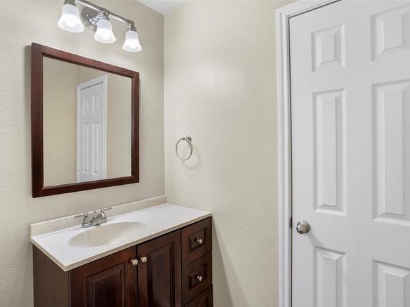 5009  Valleyside Drive , Fort Worth Texas 76123