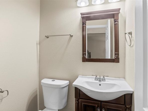 5009  Valleyside Drive , Fort Worth Texas 76123