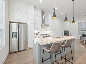 1848  Euclid Avenue  104, Dallas Texas 75206