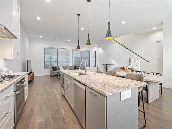 1848  Euclid Avenue  104, Dallas Texas 75206