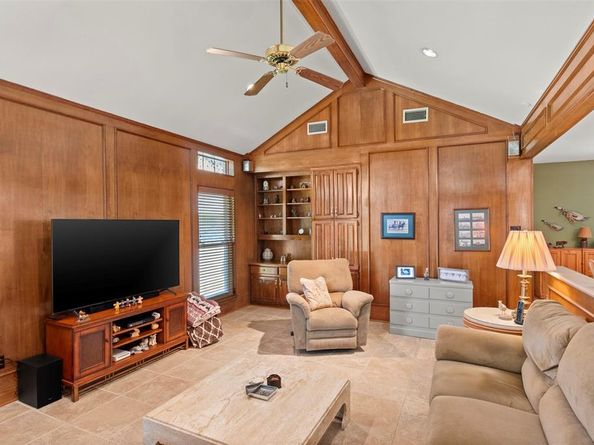1512  Nettleton Drive , DeSoto Texas 75115