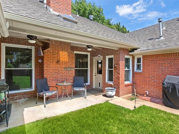 1512  Nettleton Drive , DeSoto Texas 75115